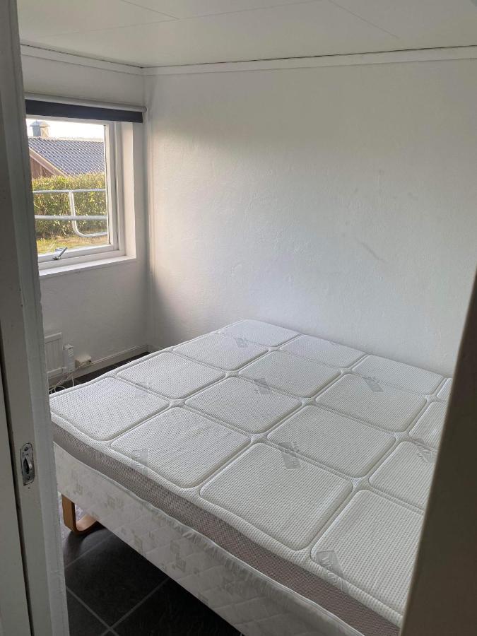 Appartement Ingvilds Hybelleilighet à Kristiansand Extérieur photo